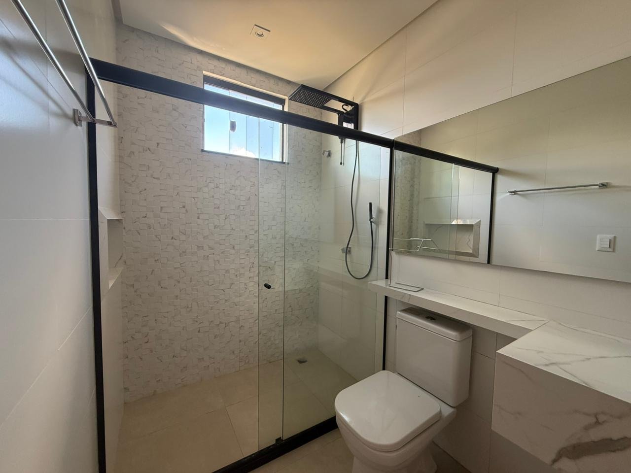 Casa Alto Padrão no Condomínio Arvoredo Castanheira